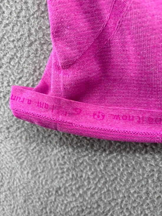 Lululemon For The Run Short Sleeve Tee Size 6 | Rare Fuchsia Pink 2018 - Picture 7 of 9